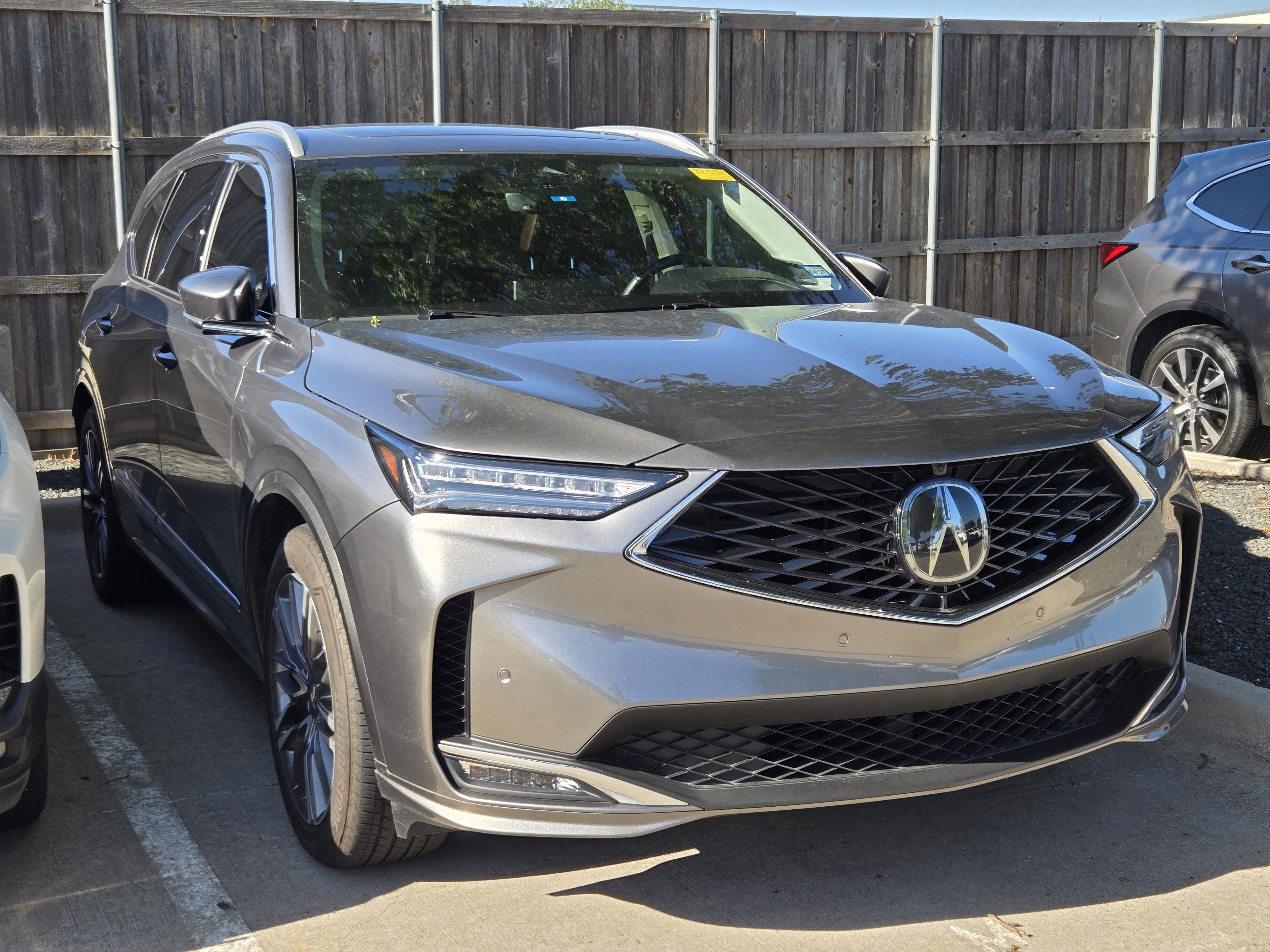 Certified 2025 Acura MDX SH-AWD w/ Advance Package image 3