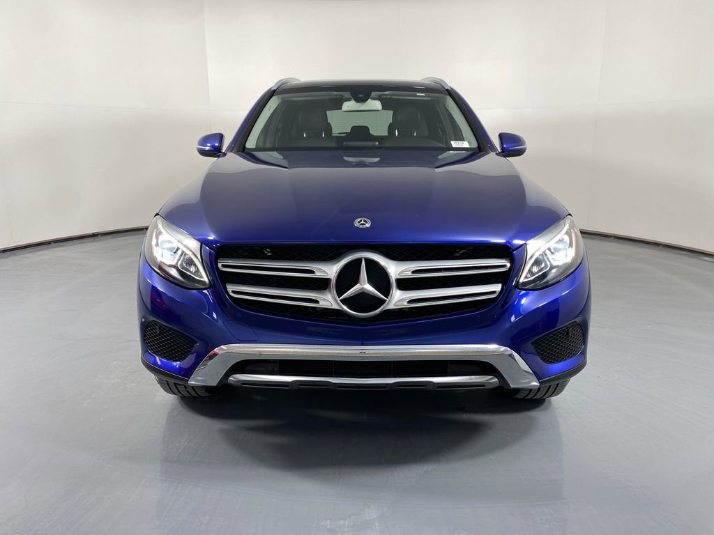 Used 2019 Mercedes-Benz GLC 300 4MATIC image 2