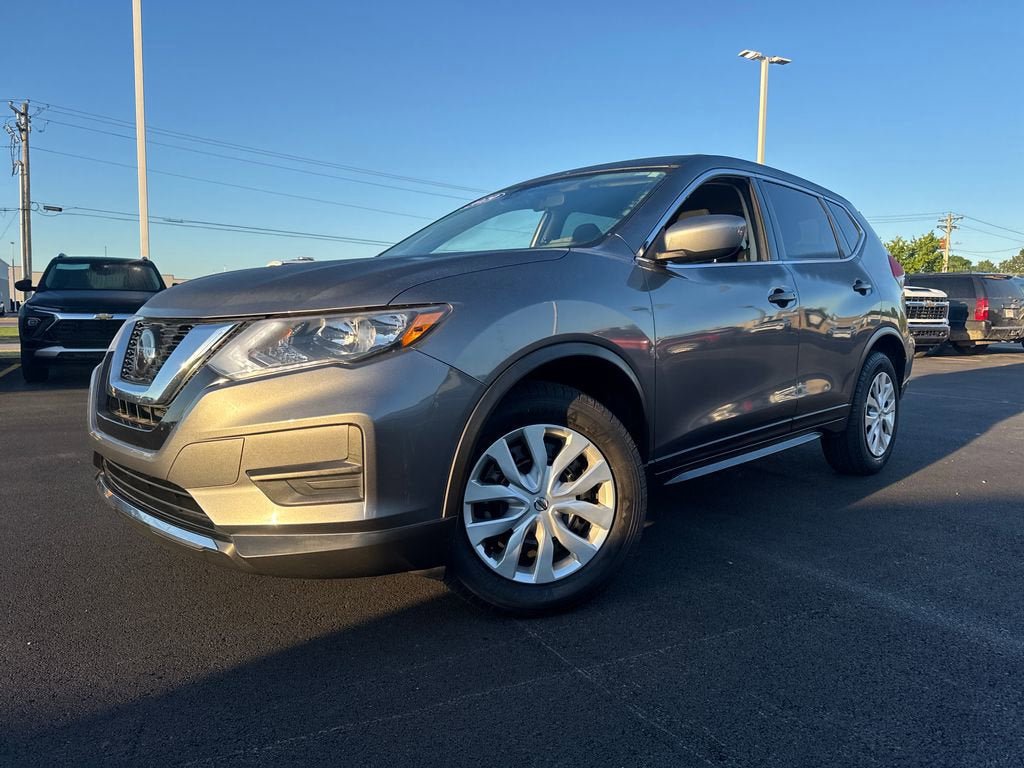 Used 2019 Nissan Rogue S AWD/4WD image 1
