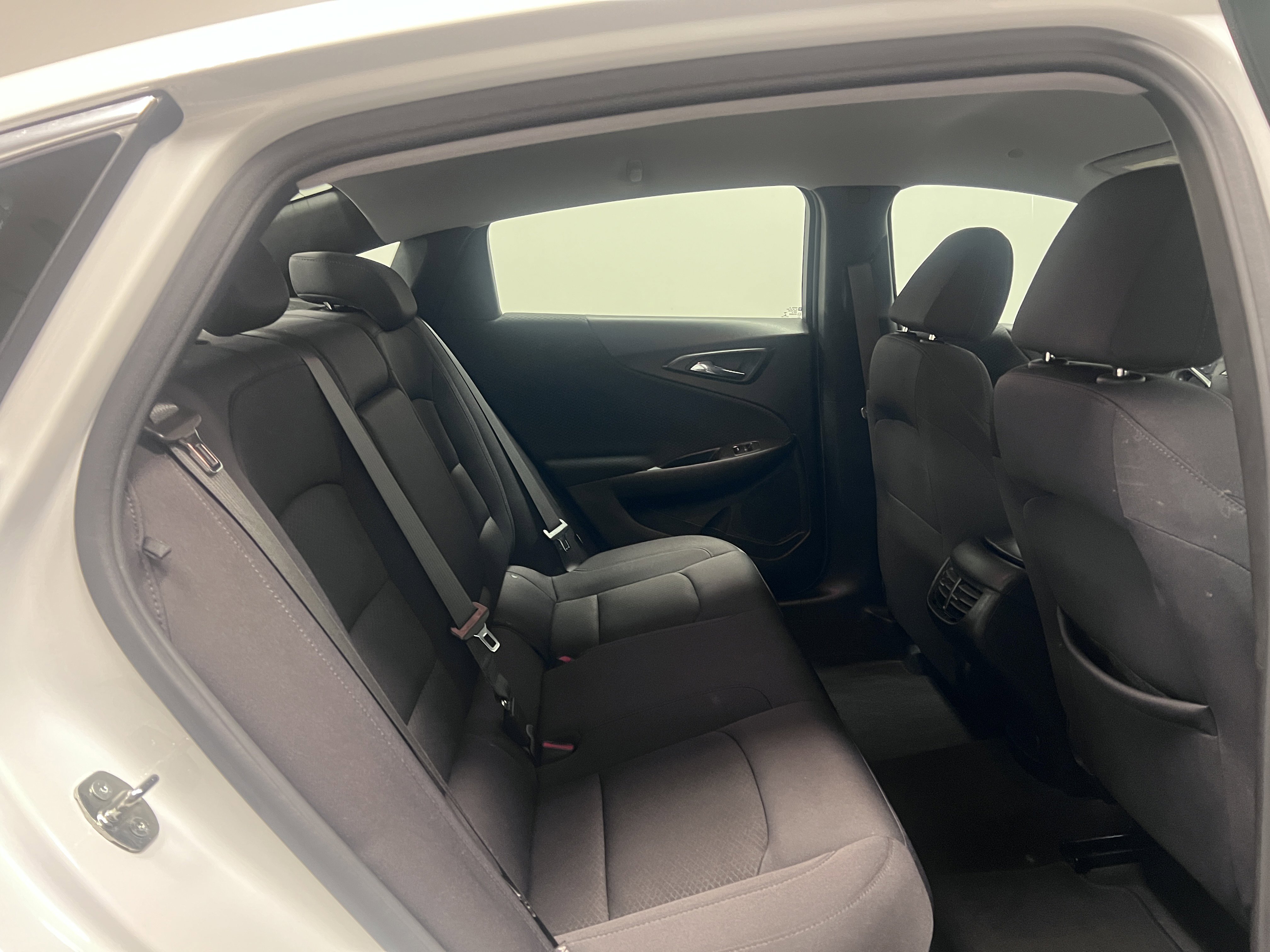 Used 2023 Chevrolet Malibu LT image 17