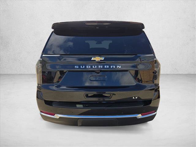 Used 2026 Chevrolet Suburban LT w/ Comfort Package RWD image 7