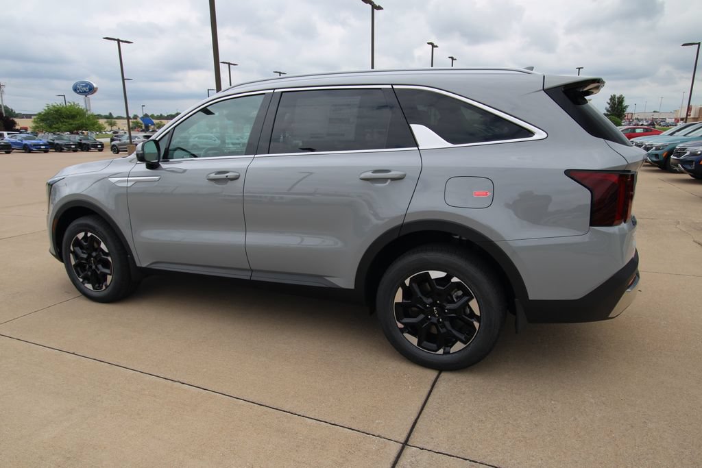 New 2026 Kia Sorento S AWD/4WD image 17