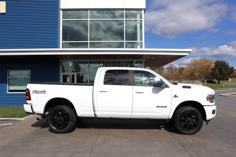 Used 2022 RAM 2500 Laramie w/ Night Edition image 2