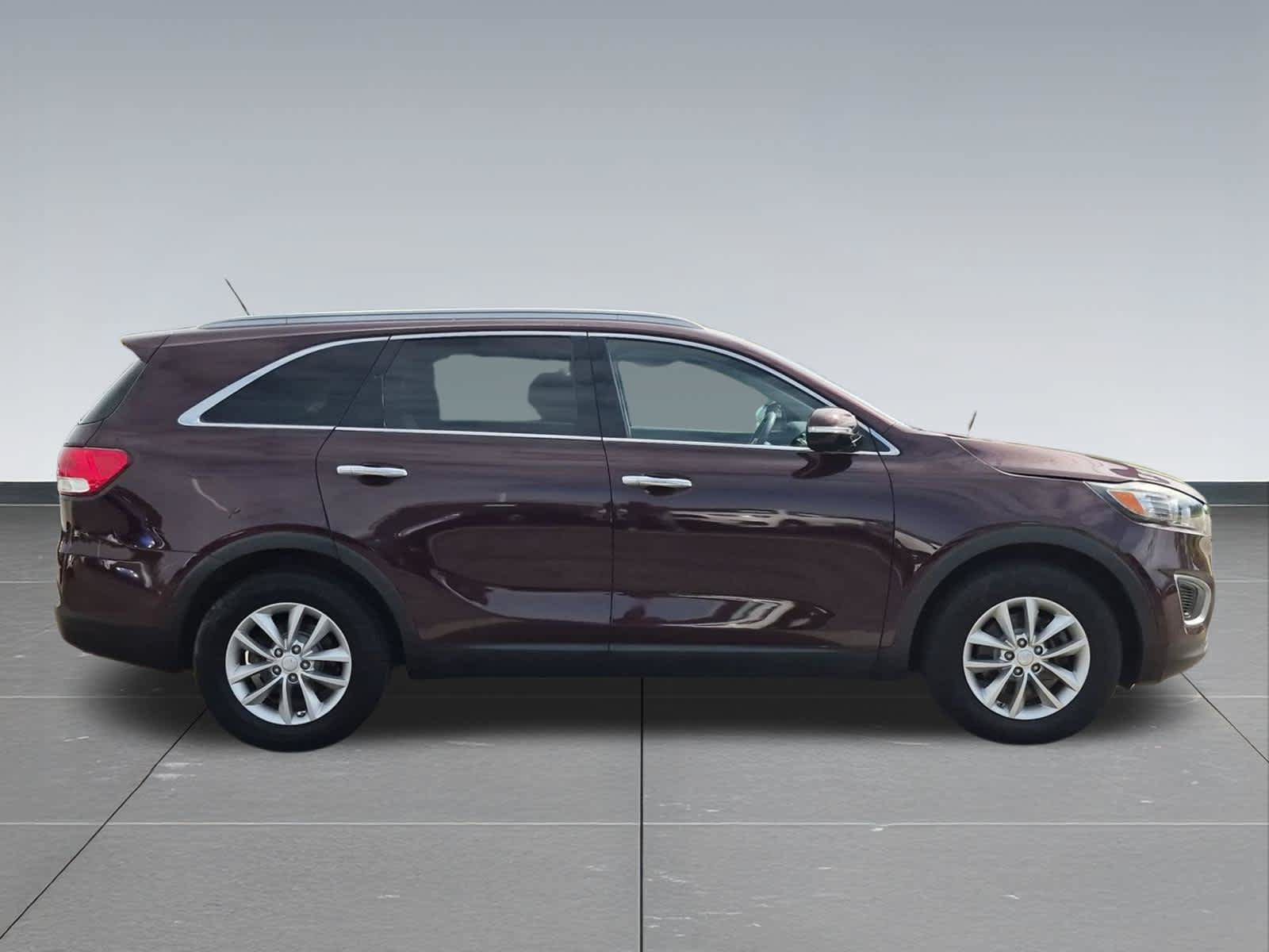 Used 2018 Kia Sorento FWD V6 image 7