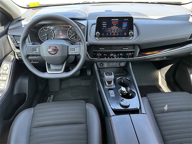 Certified 2025 Nissan Rogue SV image 24