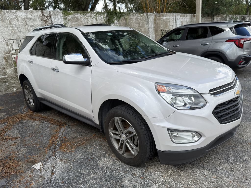 Used 2017 Chevrolet Equinox Premier w/ Enhanced Convenience Package FWD image 1