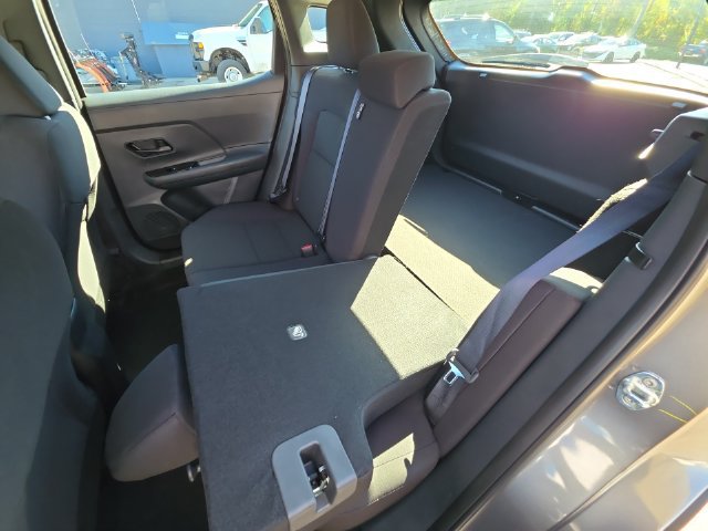 New 2027 Nissan Kicks S AWD/4WD image 23