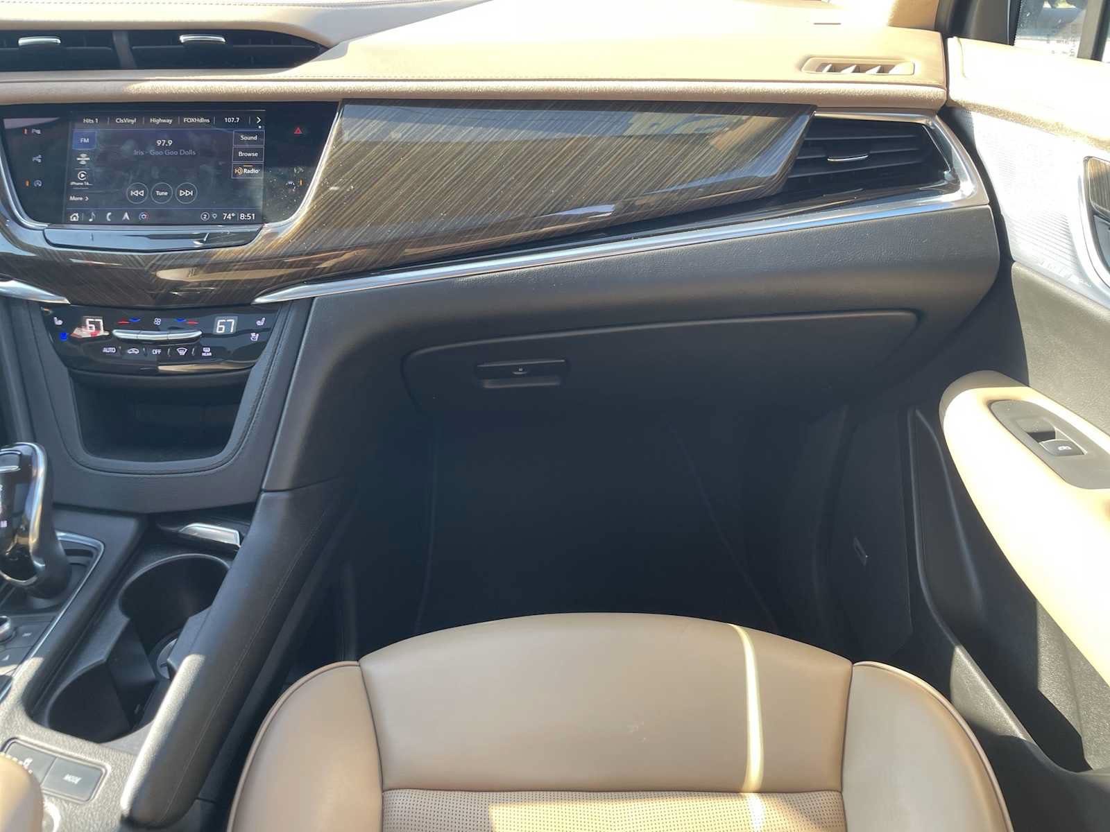 Used 2024 Cadillac XT6 Premium Luxury w/ Platinum Package AWD/4WD image 31
