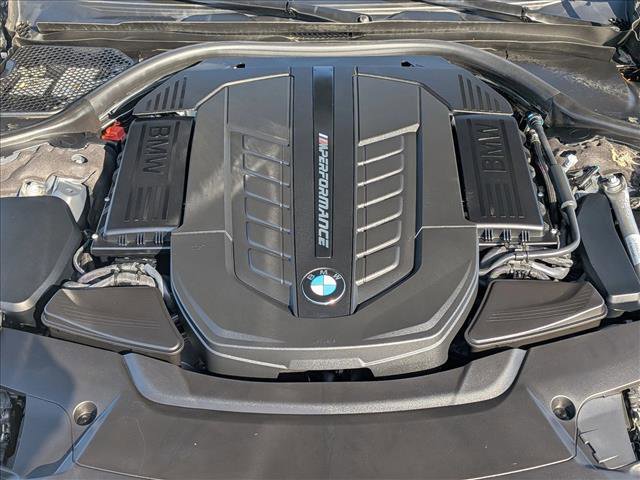 Used 2022 BMW M760i xDrive w/ Luxury Rear Seating Package image 23