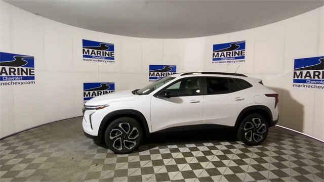 Certified 2026 Chevrolet Trax RS image 7