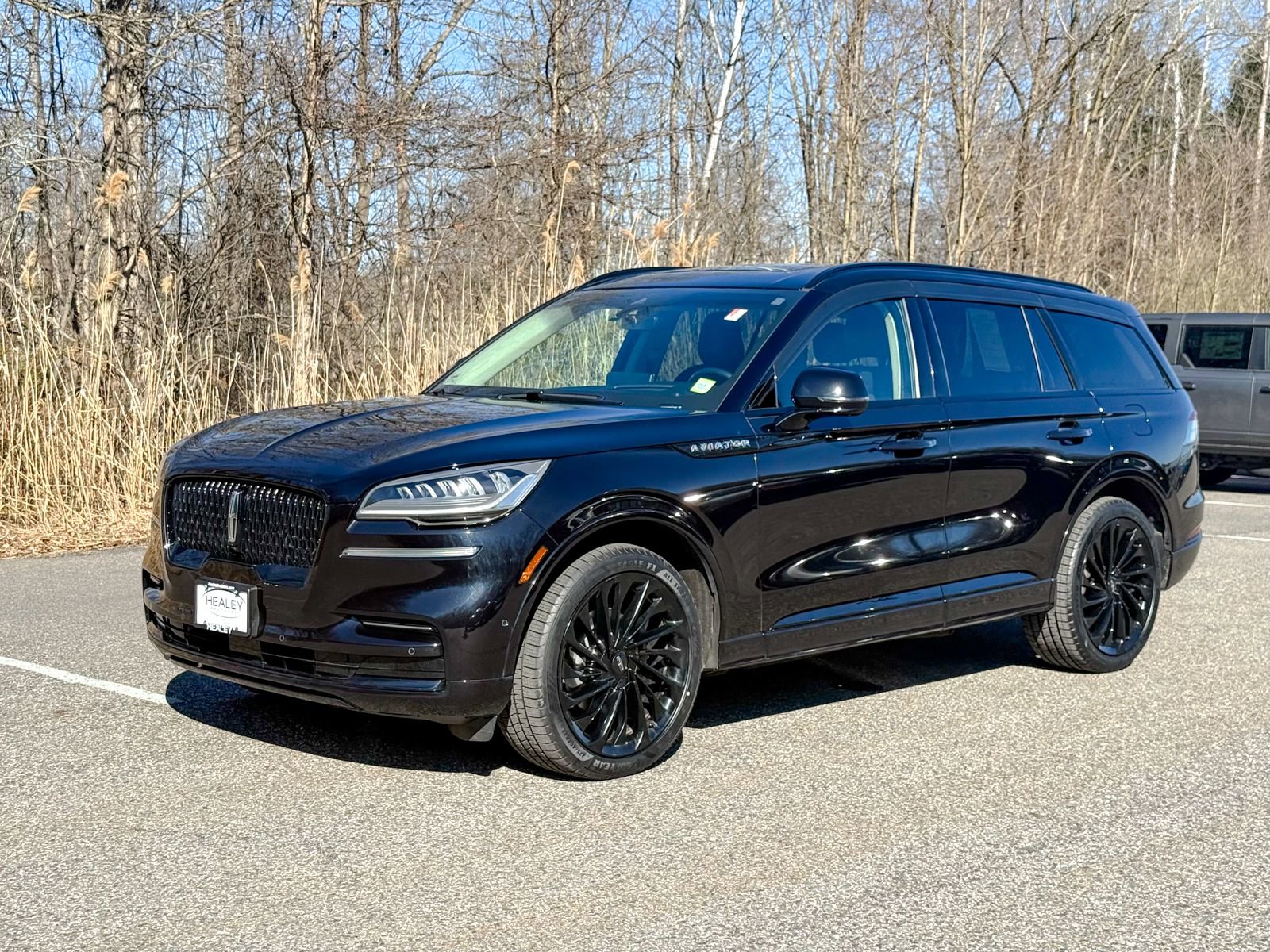 Used 2022 Lincoln Aviator Reserve w/ Equipment Group 201A image 3