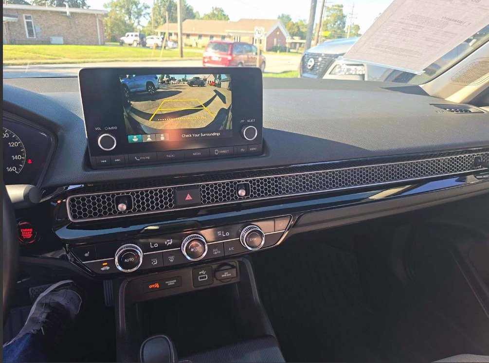 Used 2023 Honda Civic EX image 10