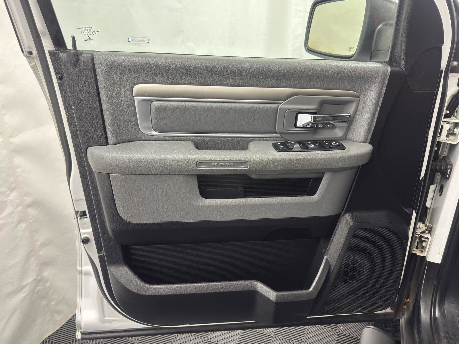 Used 2015 RAM 1500 Big Horn image 12