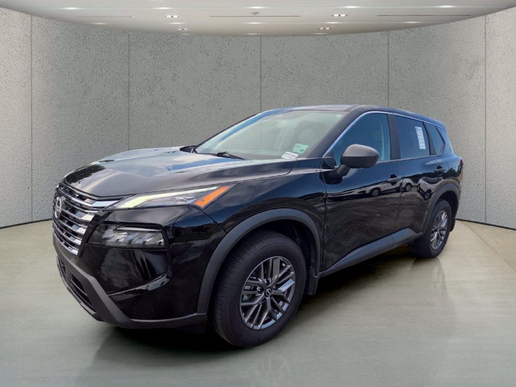 Used 2026 Nissan Rogue S FWD image 9