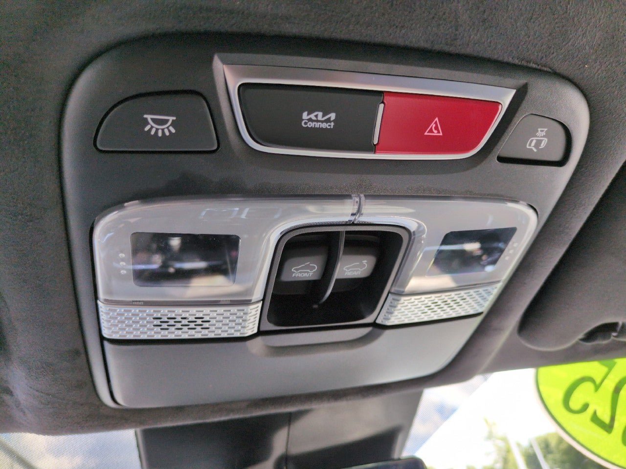 Certified 2025 Kia Telluride SX Prestige X-Line AWD/4WD image 24