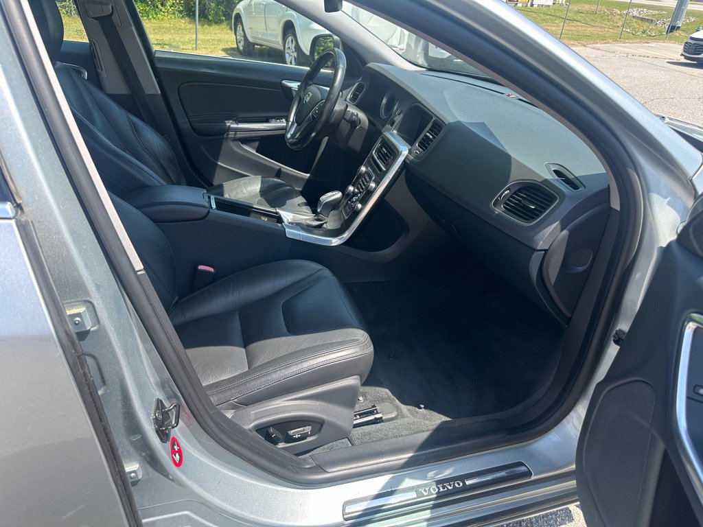 Used 2013 Volvo S60 T5 FWD image 22