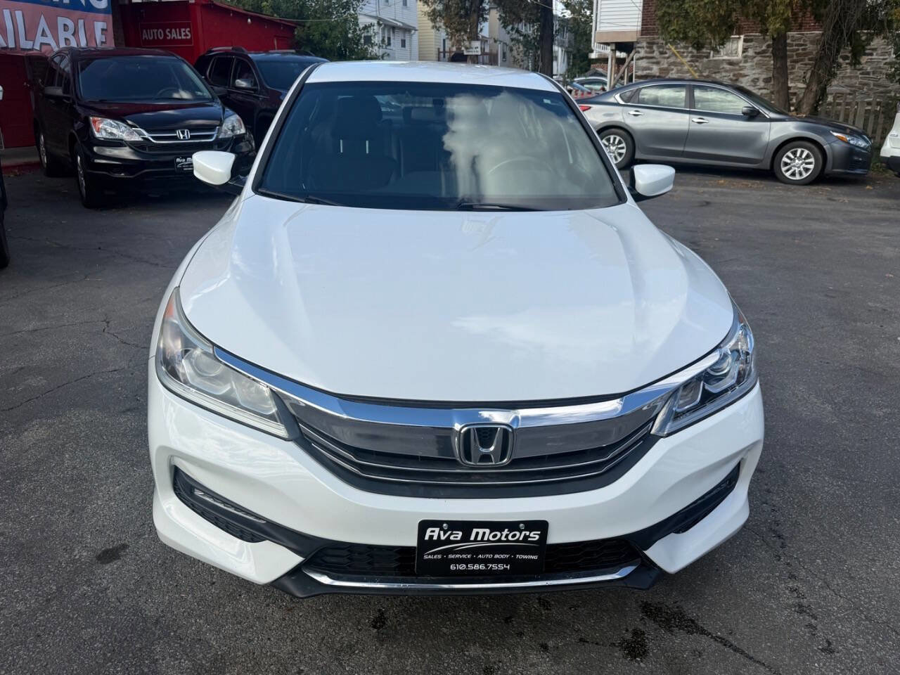 Used 2017 Honda Accord Sport image 6