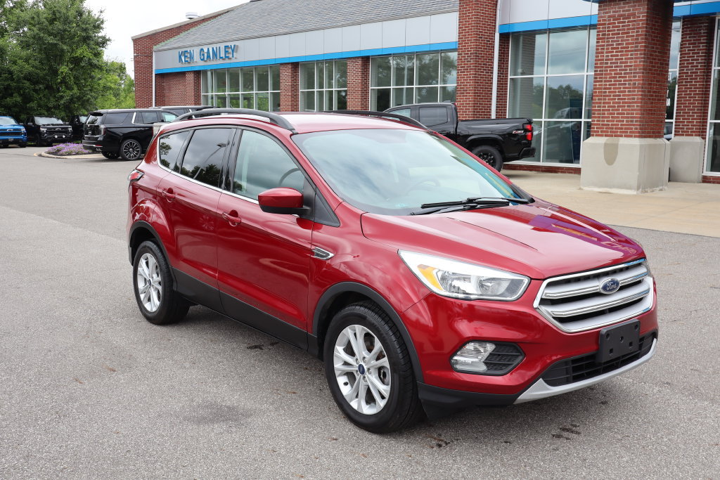 Used 2018 Ford Escape SE AWD/4WD image 2