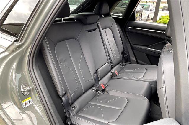 Certified 2025 Audi Q3 2.0T Premium w/ Convenience Package AWD/4WD image 20