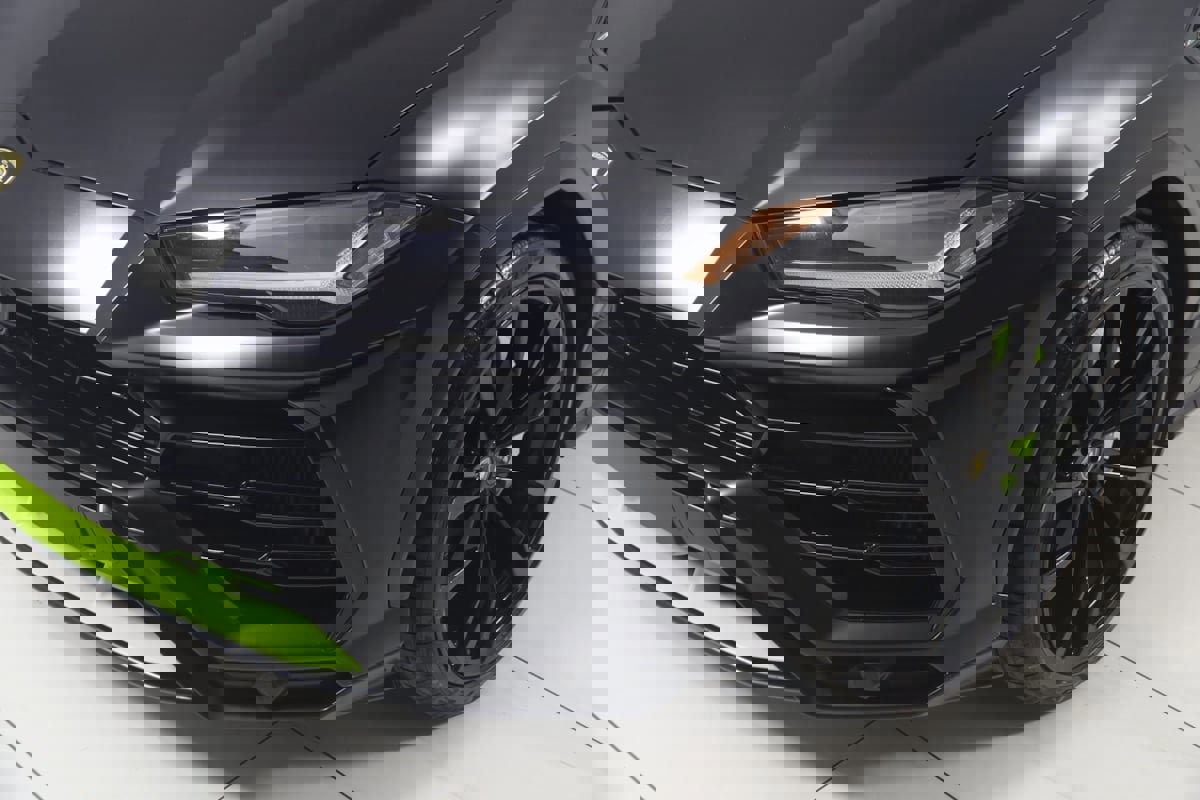 Used 2022 Lamborghini Urus image 93