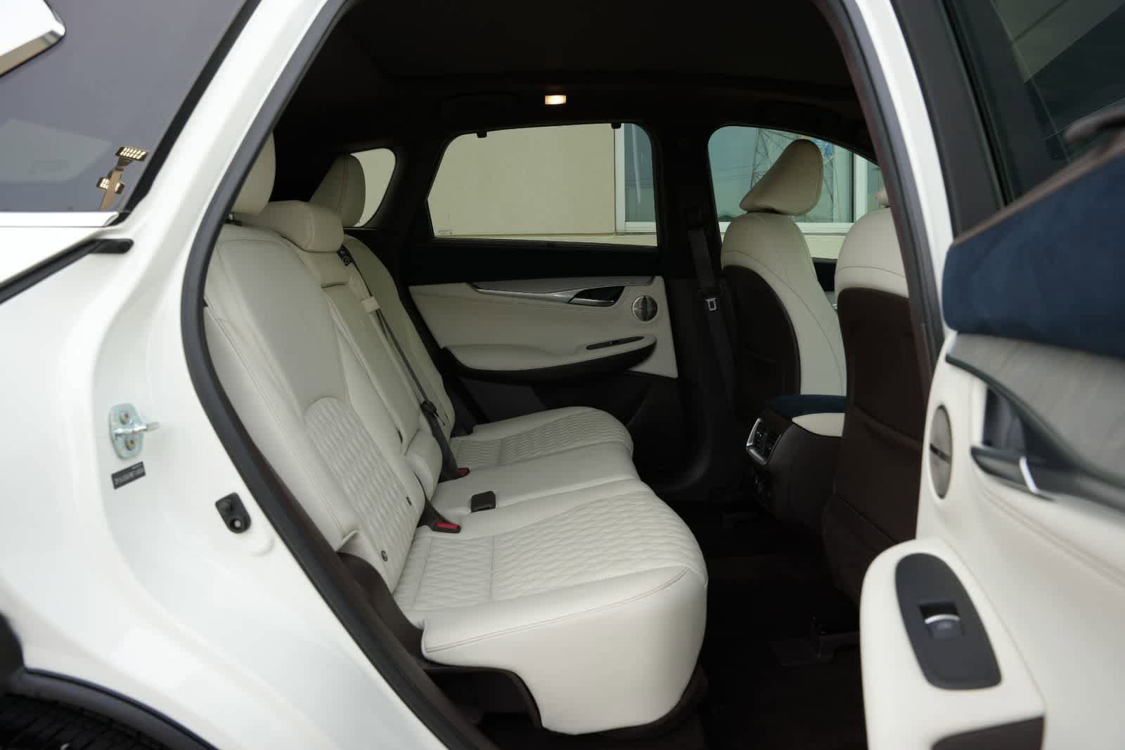 Used 2021 INFINITI QX50 Autograph w/ Premium White Leather Package FWD image 20