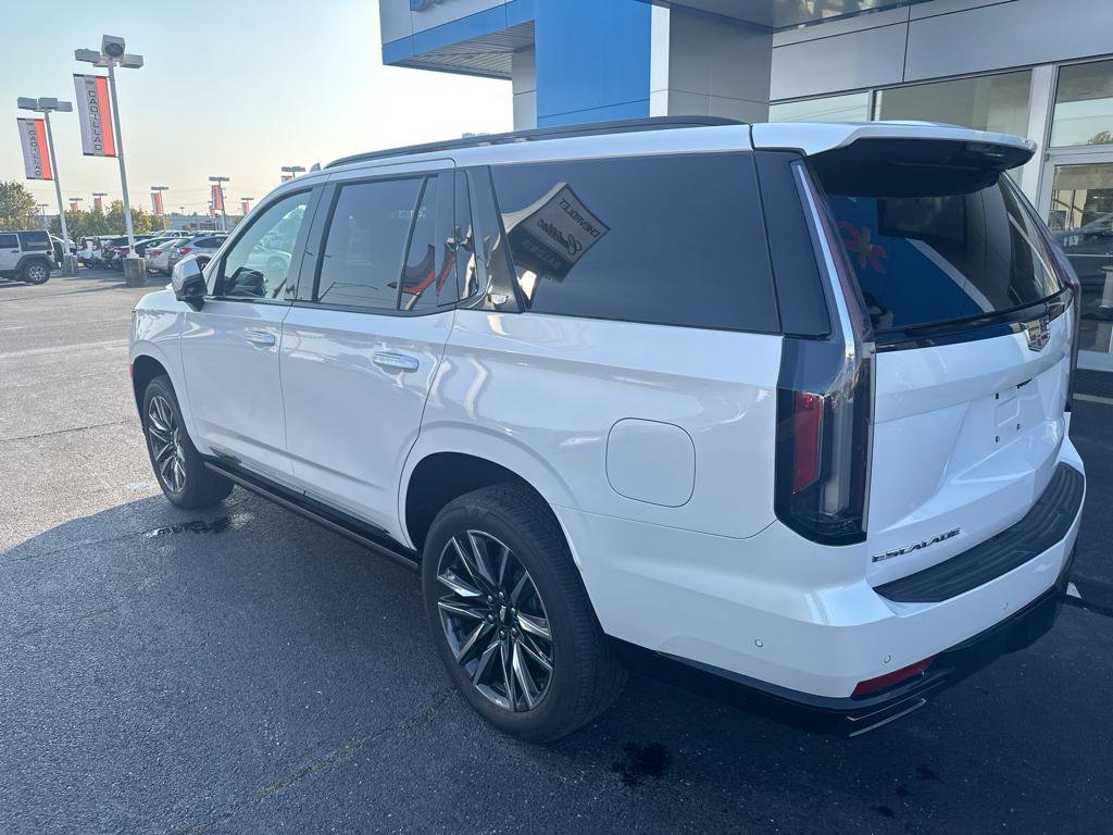 Used 2023 Cadillac Escalade Sport Platinum image 7