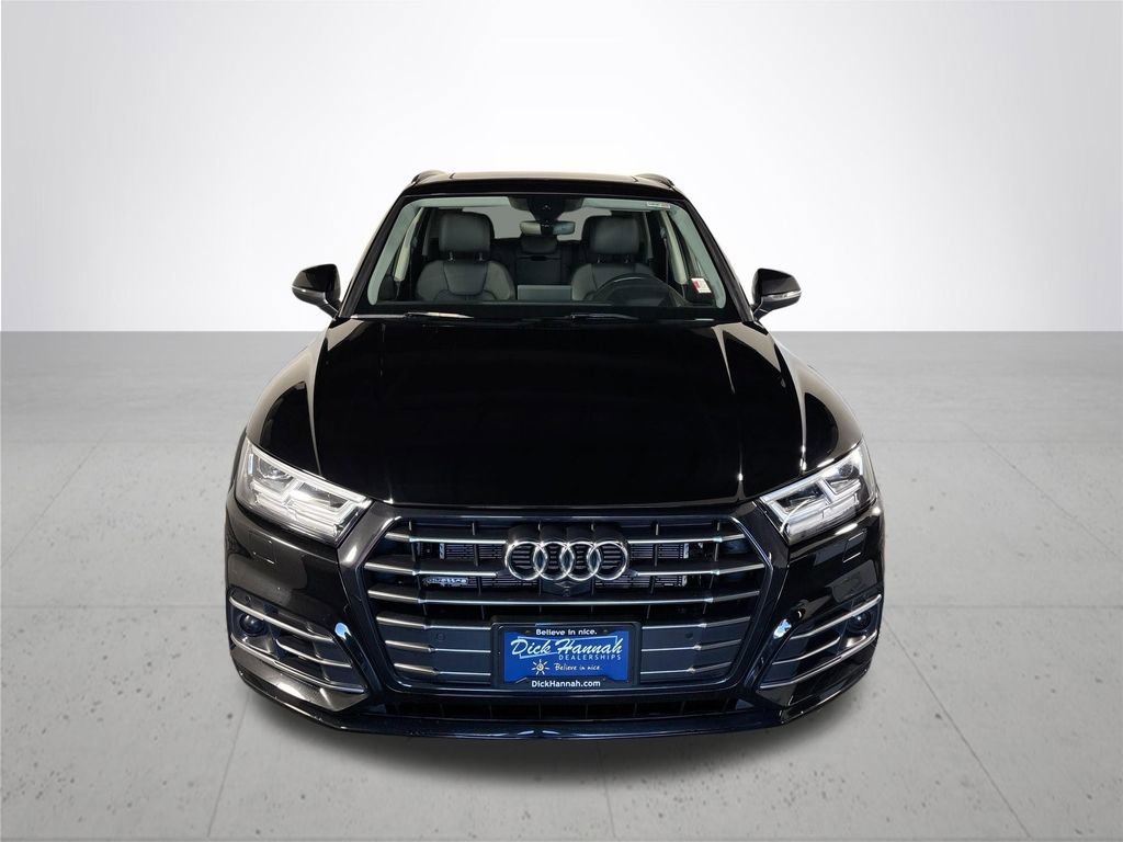 Used 2020 Audi Q5 e Prestige w/ Prestige Package image 3