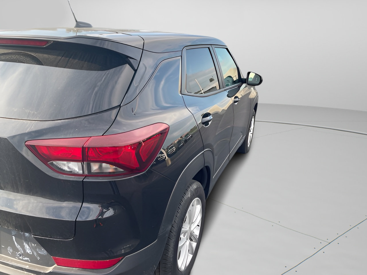 Used 2024 Chevrolet TrailBlazer LS w/ LS Convenience Package AWD/4WD image 8