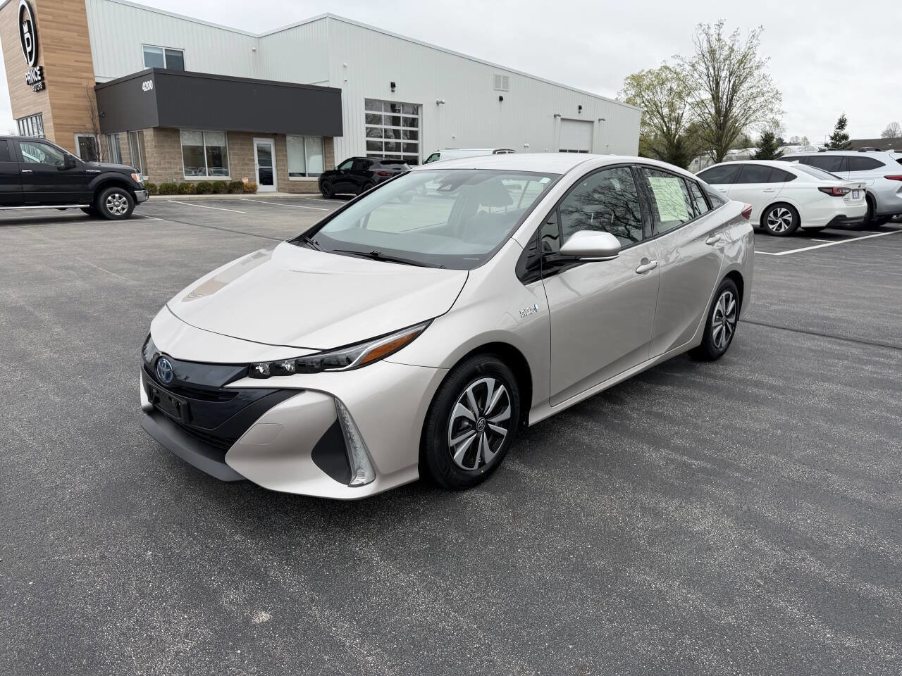 Used 2017 Toyota Prius Prime Plus image 20