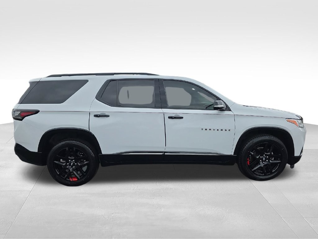 Used 2020 Chevrolet Traverse Premier w/ Redline Edition FWD image 6