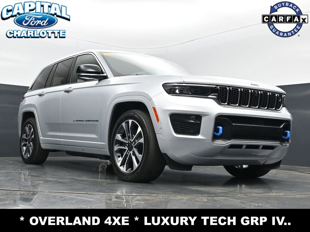 Used 2022 Jeep Grand Cherokee Overland w/ Advanced Protech Group III AWD/4WD image 21