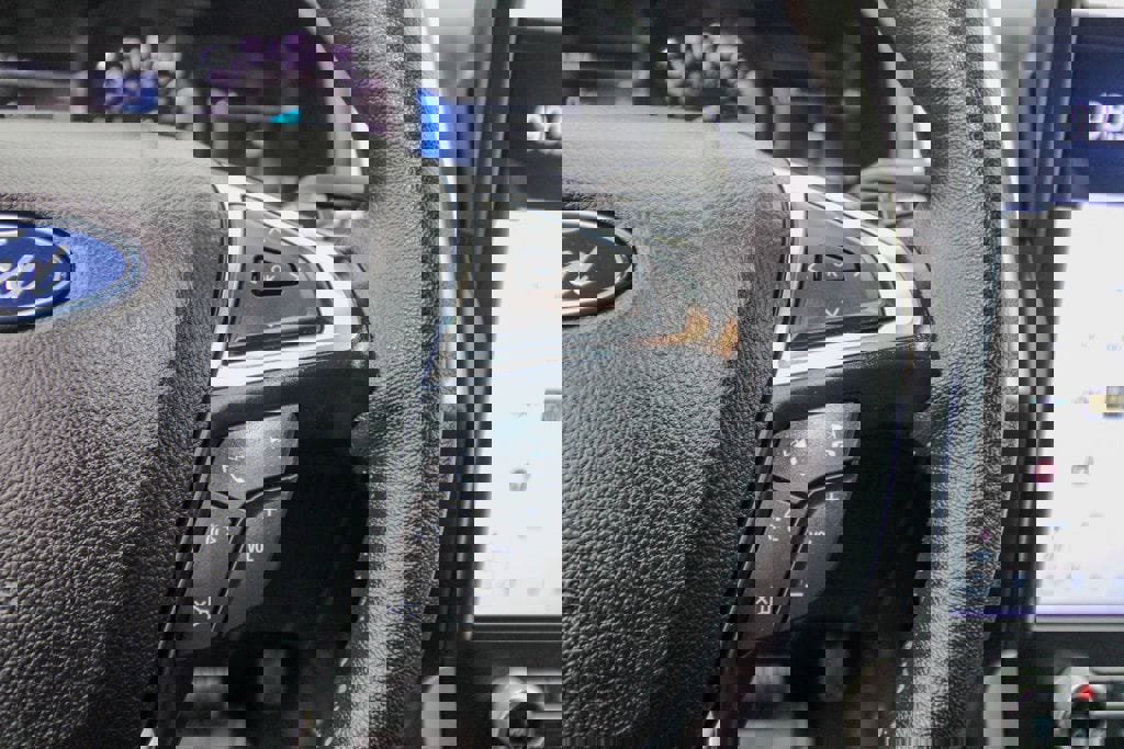 Used 2024 Ford Edge SEL w/ Convenience Package image 20