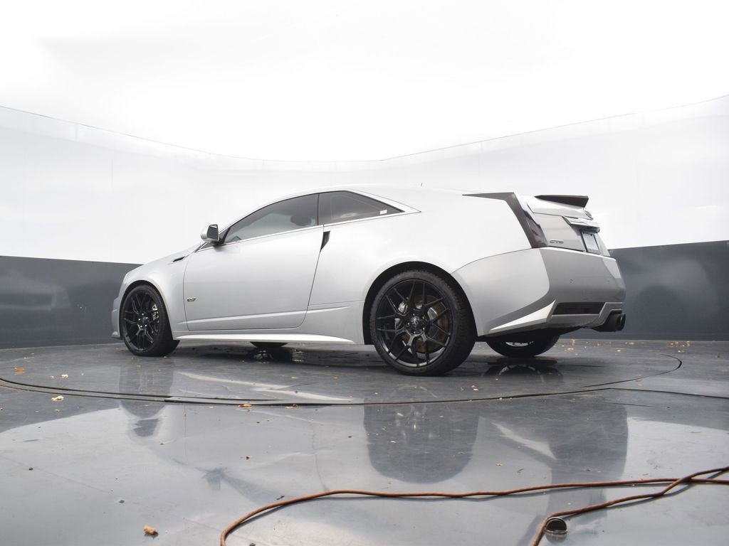 Used 2011 Cadillac CTS V image 39