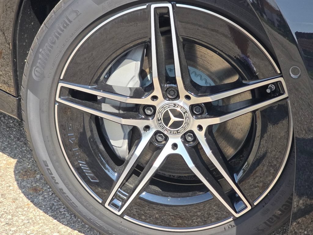 New 2026 Mercedes-Benz E 350 4MATIC Sedan image 11