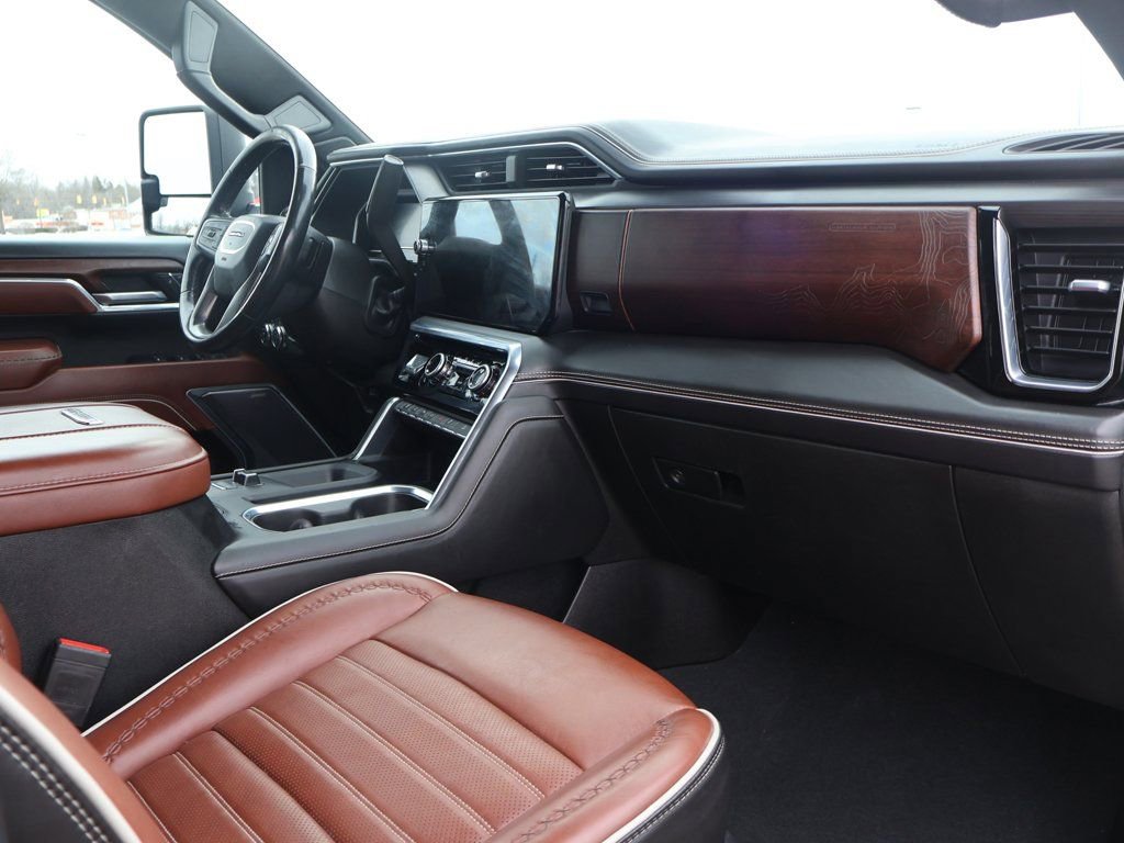 Used 2024 GMC Sierra 2500 Denali Ultimate w/ Max Trailering Package image 31