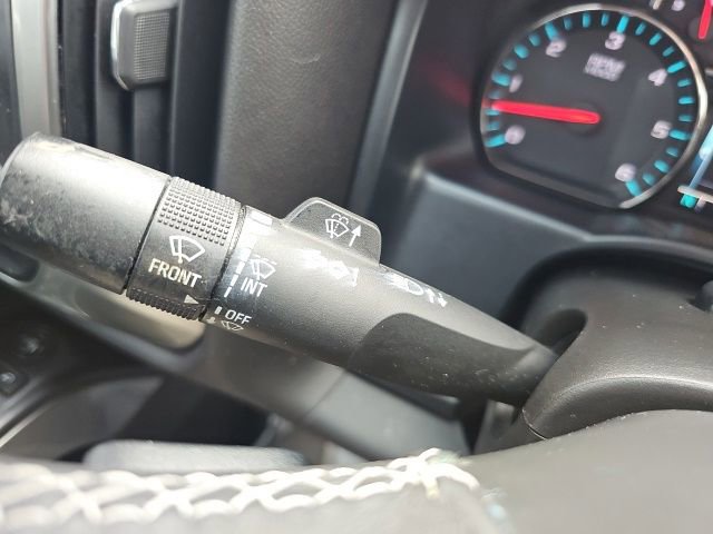 Used 2018 Chevrolet Silverado 1500 LT w/ All Star Edition image 47