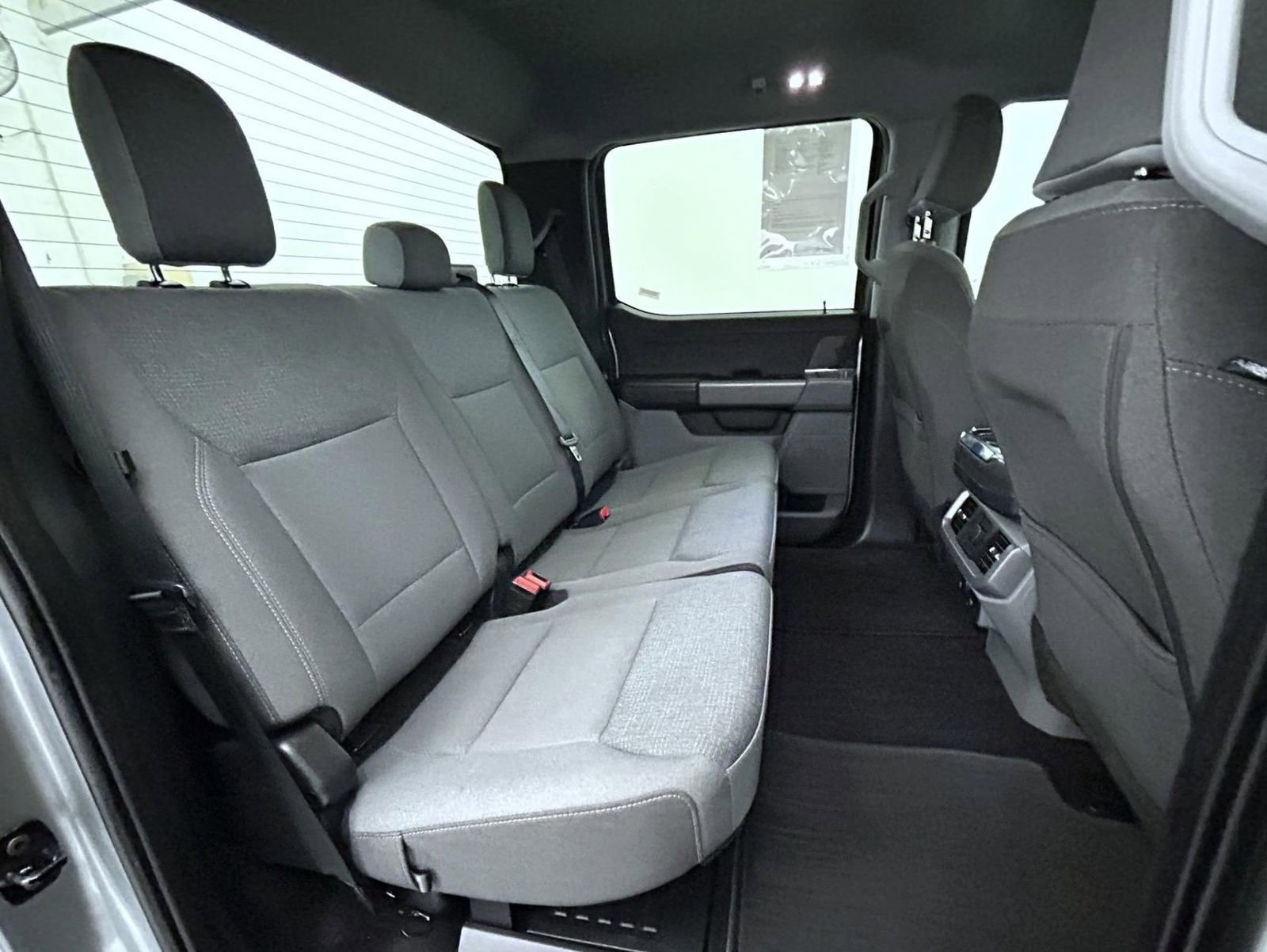 Used 2025 Ford F150 XLT w/ Equipment Group 301A Standard AWD/4WD image 18
