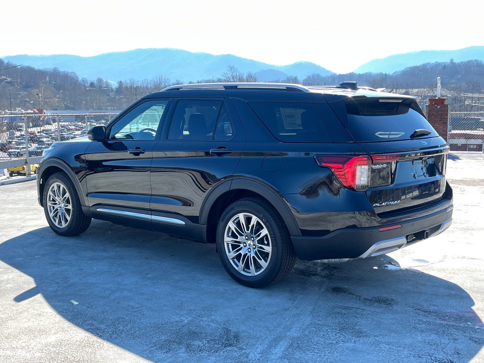 New 2026 Ford Explorer Platinum image 4