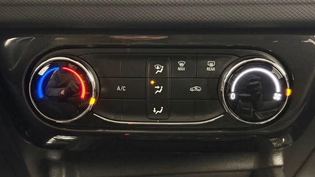 Used 2025 Chevrolet TrailBlazer LT image 34