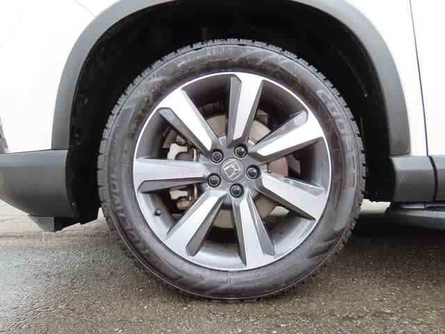 Certified 2023 Honda Pilot Touring image 9