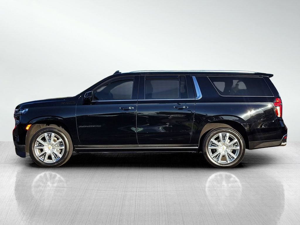 Used 2023 Chevrolet Suburban High Country image 7