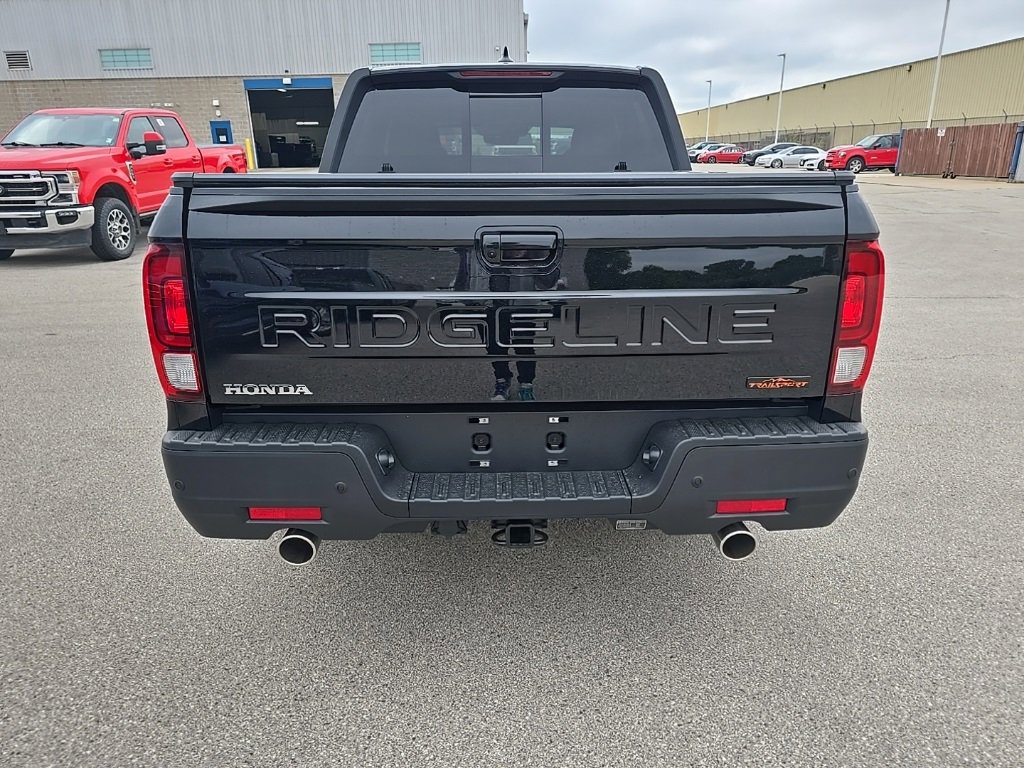 Used 2025 Honda Ridgeline TrailSport image 4