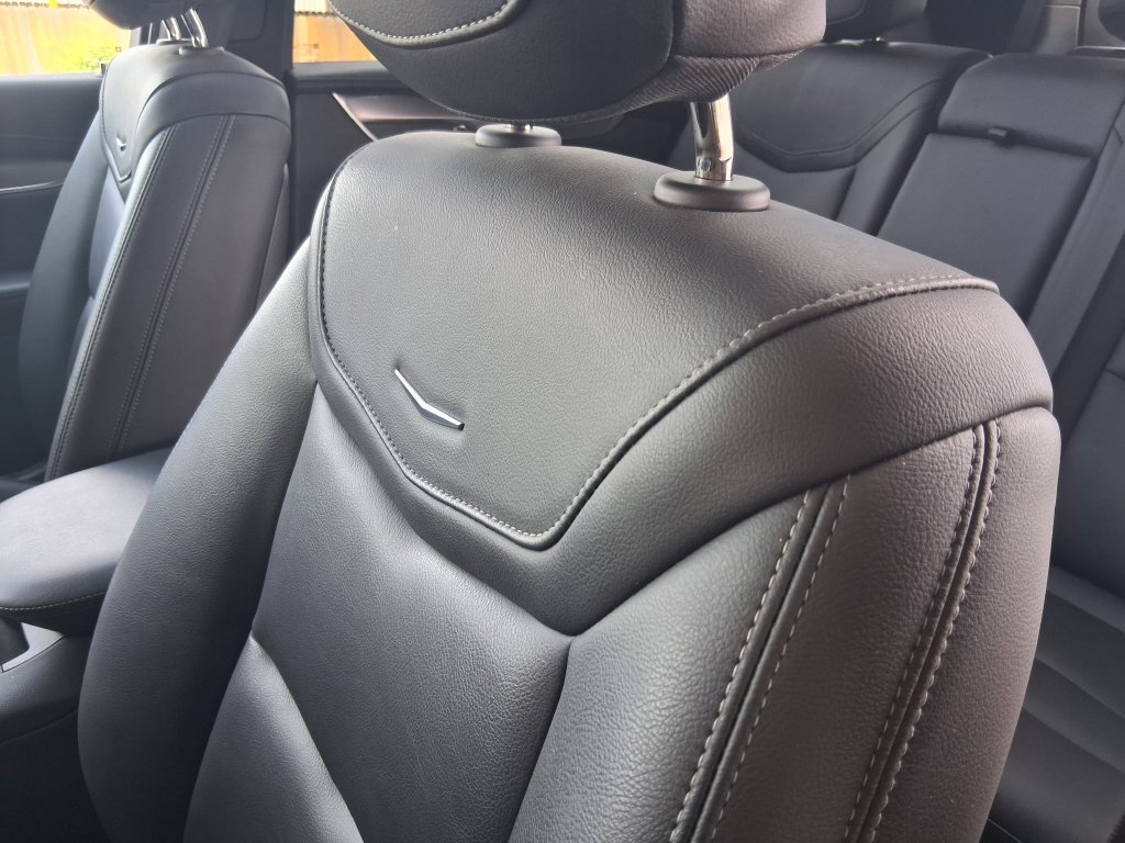Certified 2024 Cadillac XT6 Luxury w/ LPO, Floor Liner Package FWD image 19