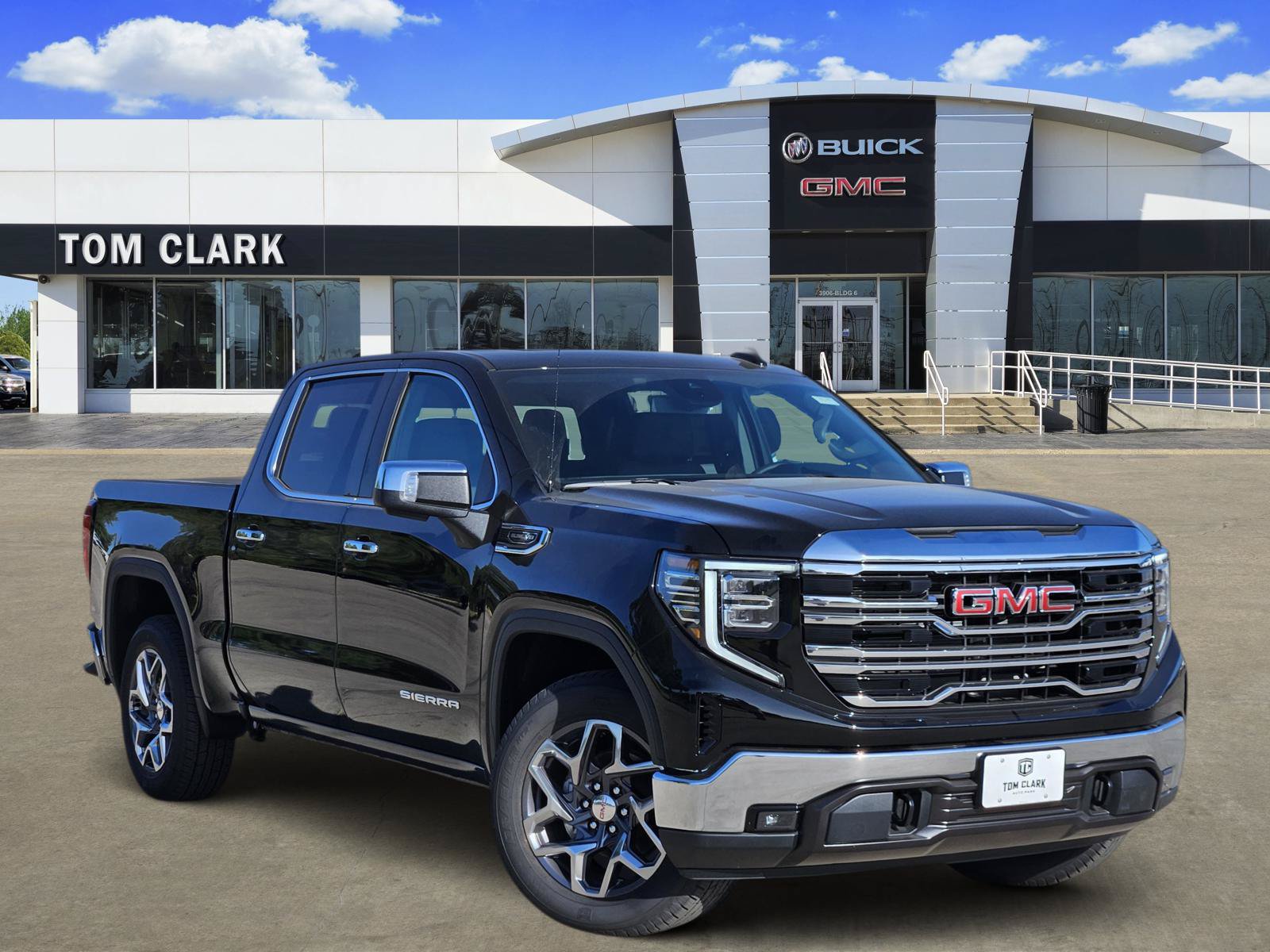 New 2026 GMC Sierra 1500 SLT w/ SLT Convenience Package