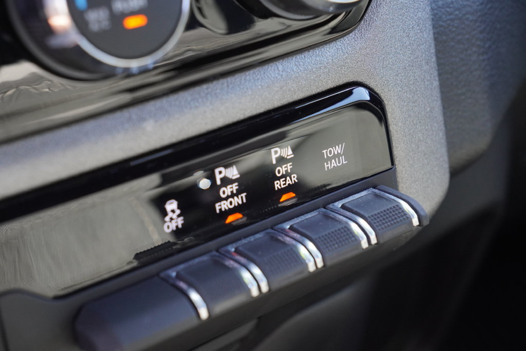Used 2025 RAM 1500 Tradesman RWD image 27