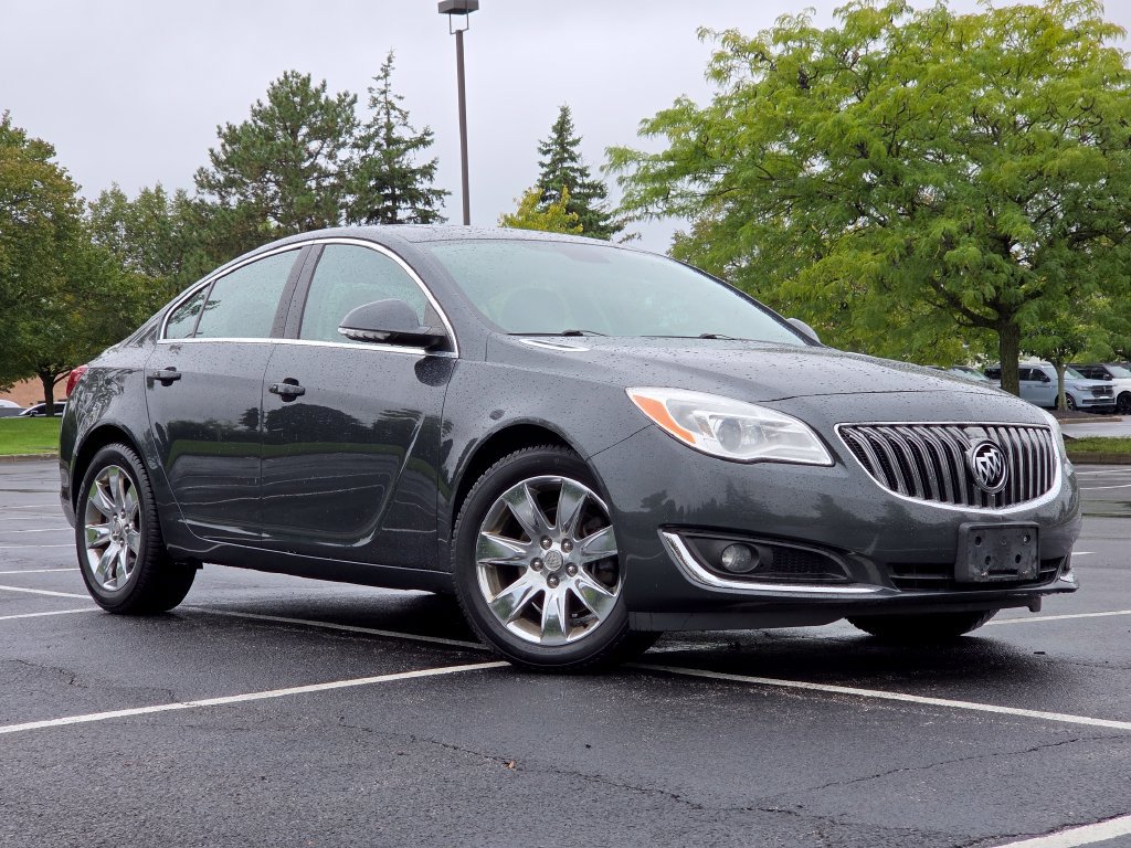 Used 2015 Buick Regal Premium FWD image 2