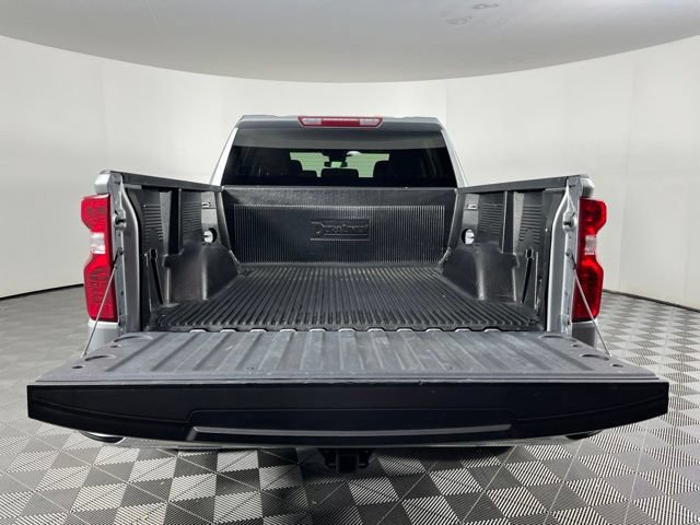 Used 2025 Chevrolet Silverado 1500 LT RWD image 47
