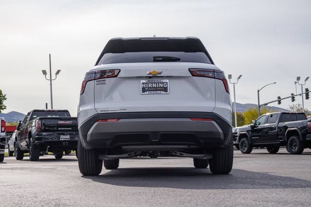 Used 2025 Chevrolet Equinox LT AWD/4WD image 35