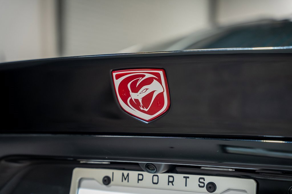 Used 2013 SRT Viper GTS w/ GTS Laguna Interior Pkg image 16