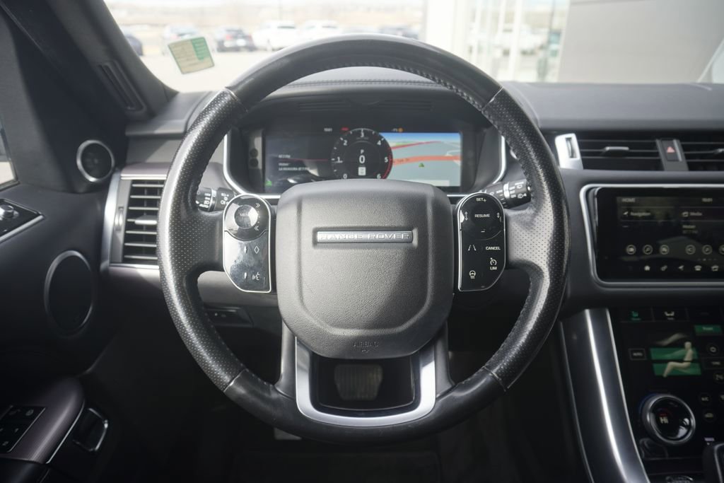 Used 2018 Land Rover Range Rover Sport HSE image 10